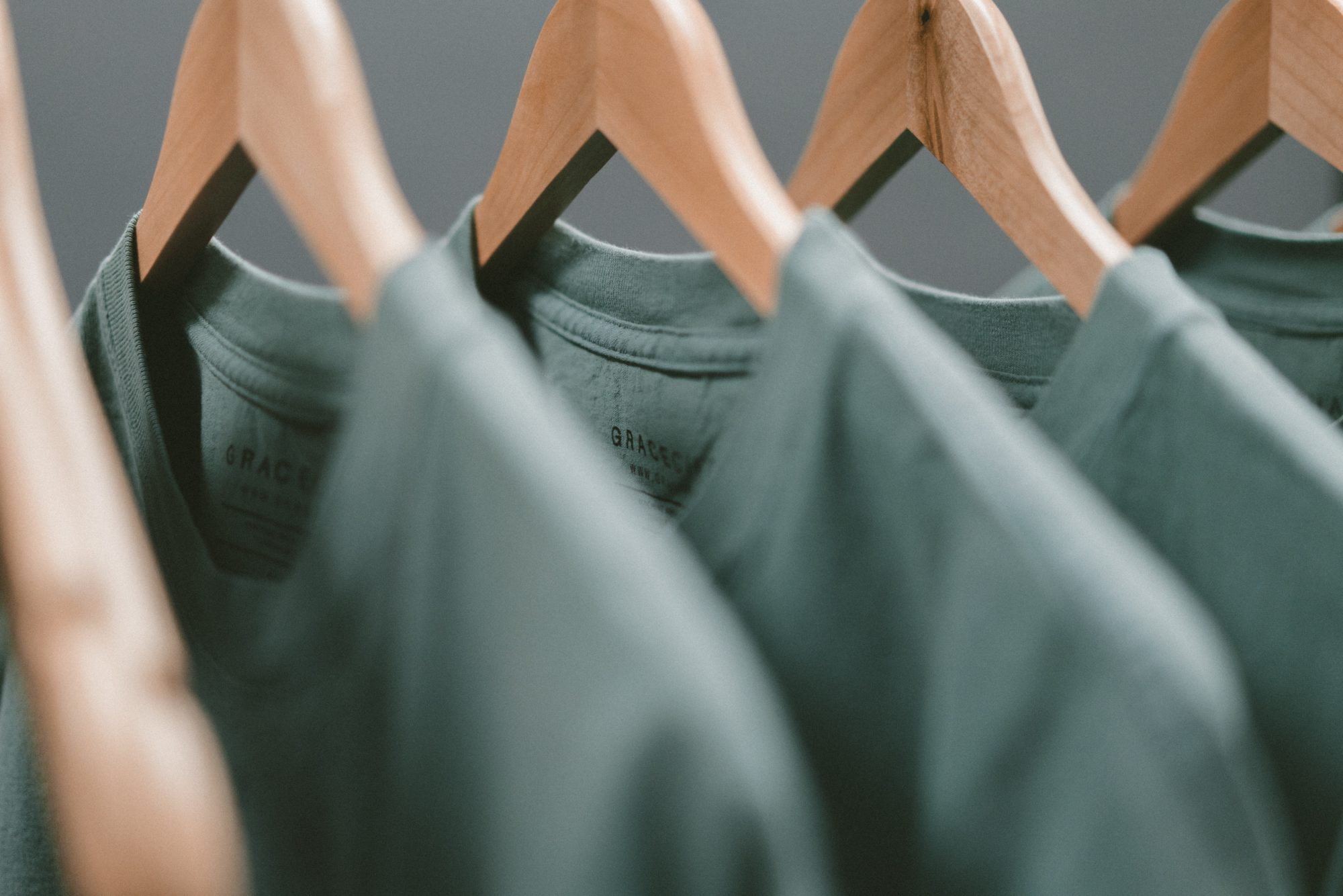 Eco-friendly screen printing: top tips for creating sustainable merchandise