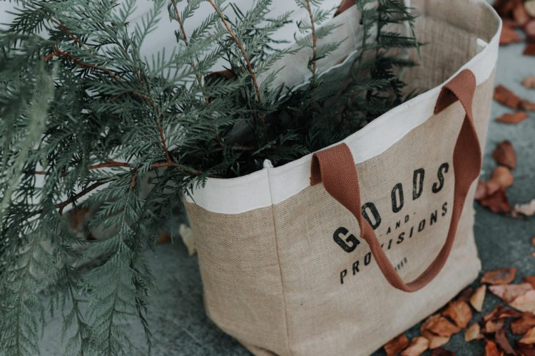 Jute bags: all you need to know about the sustainable bag material