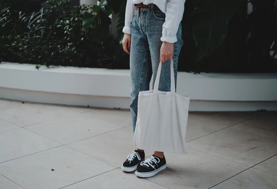 Designing for Impact: How to Create Eye-Catching Branded Merchandise