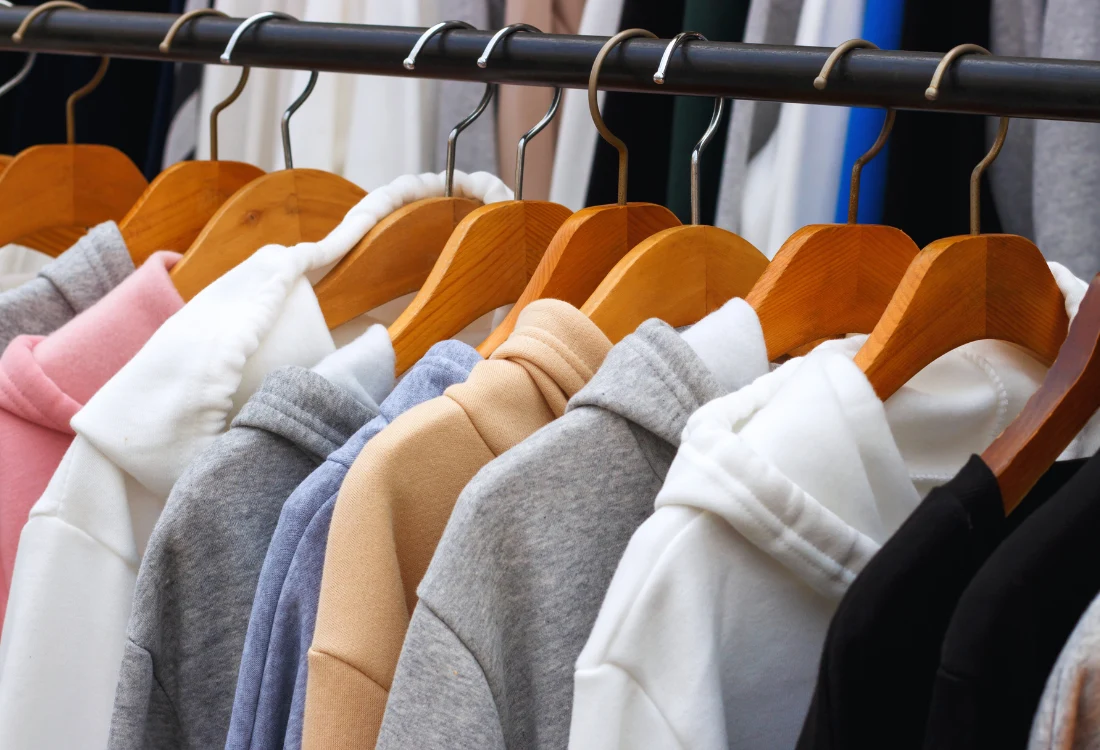 Best Hoodie and Sweatshirt Fabrics: Explore Cotton, Blends, French Terry & More